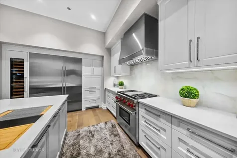 435 North Michigan Avenue Chicago IL 60611