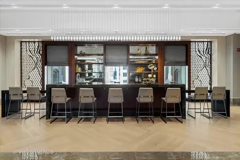 435 North Michigan Avenue Chicago IL 60611