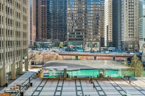 435 North Michigan Avenue Chicago IL 60611