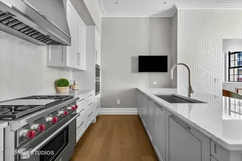 435 North Michigan Avenue Chicago IL 60611