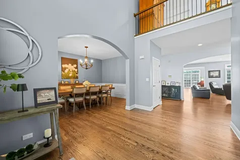 2733 North Elm Lane Arlington Heights IL 60004