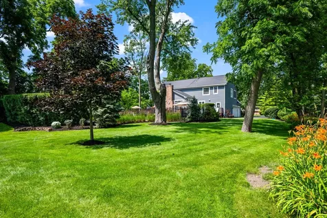 2733 North Elm Lane Arlington Heights IL 60004
