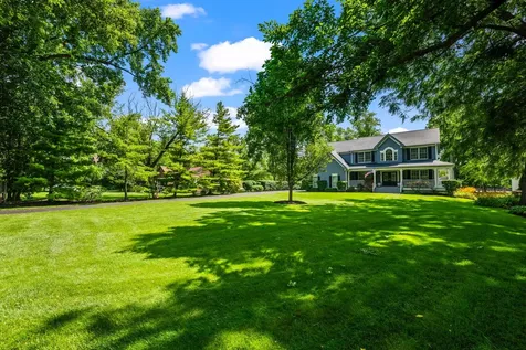 2733 North Elm Lane Arlington Heights IL 60004