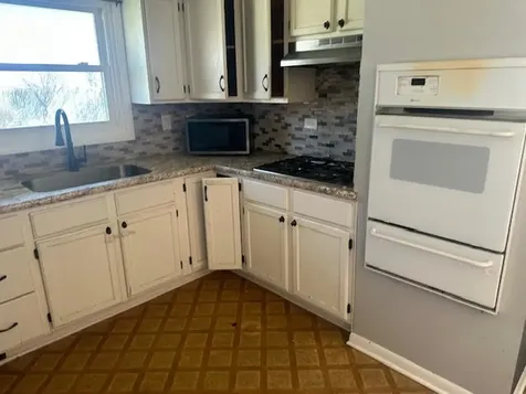 9843 Tulley Avenue Oak Lawn IL 60453