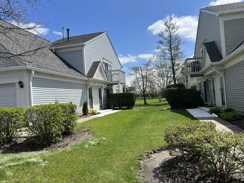 1299 Longacre Lane Wheeling IL 60090