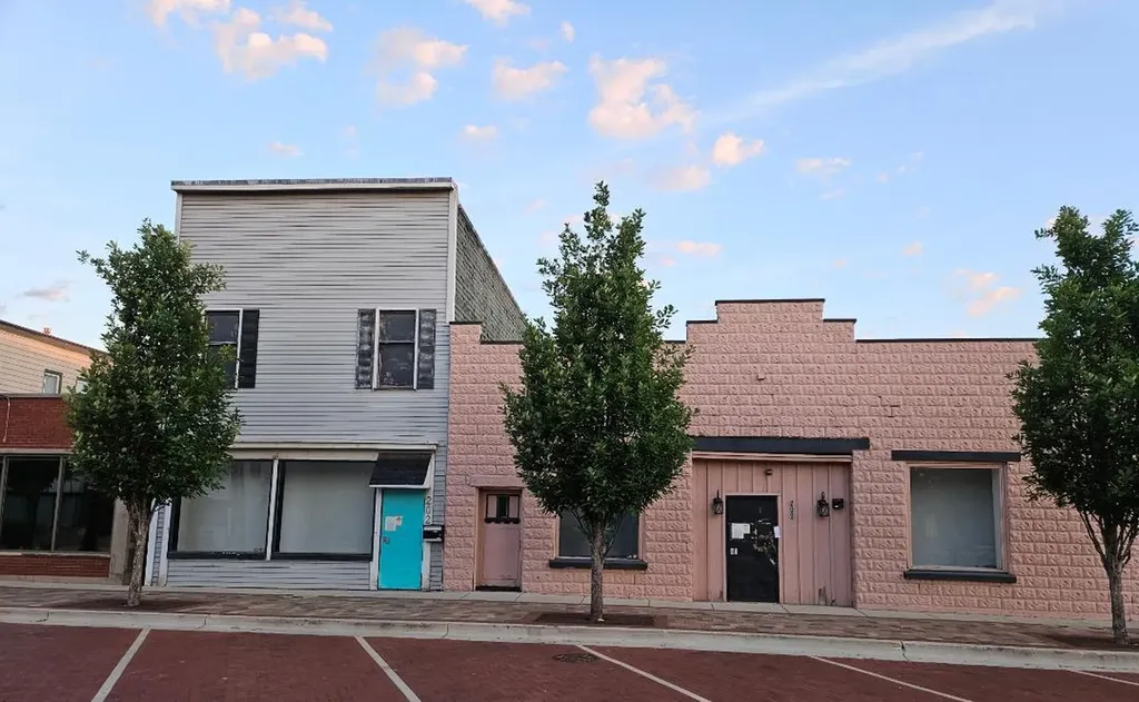 200-202 South Main Street Algonquin IL 60102