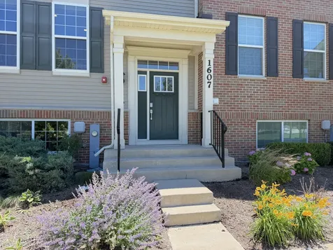 1607 Carlstedt Drive Batavia IL 60510