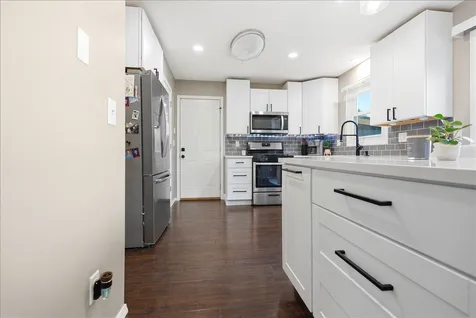2830 Rocksbury Drive Bloomington IL 61705