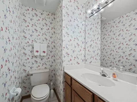 204 Jason Court Bloomingdale IL 60108
