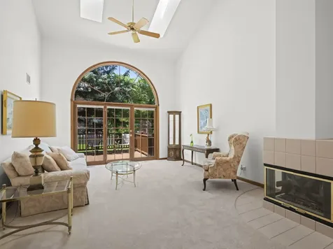 204 Jason Court Bloomingdale IL 60108