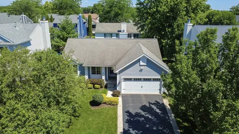 174 Suffolk Lane Grayslake IL 60030