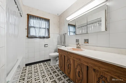 5539 La Palm Drive Oak Forest IL 60452