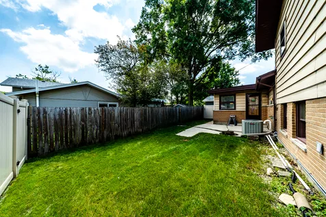 5539 La Palm Drive Oak Forest IL 60452