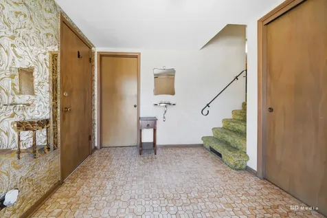 5539 La Palm Drive Oak Forest IL 60452
