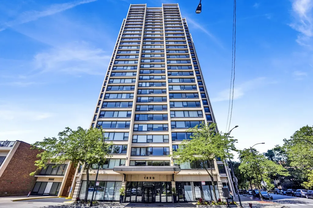 1850 North Clark Street Chicago IL 60614