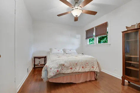 7306 West 115th Street Worth IL 60482