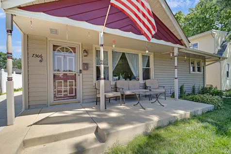 7306 West 115th Street Worth IL 60482