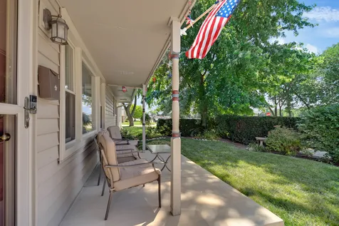 7306 West 115th Street Worth IL 60482