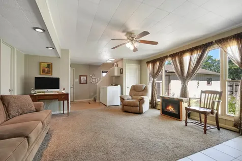 7306 West 115th Street Worth IL 60482