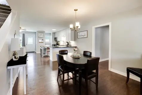 1067 Carpenter Court Elk Grove Village IL 60007