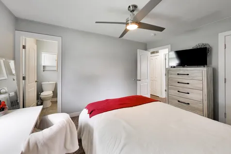 1067 Carpenter Court Elk Grove Village IL 60007