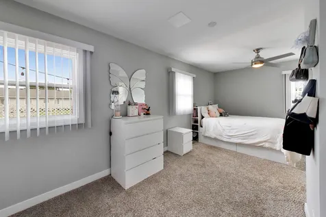 1067 Carpenter Court Elk Grove Village IL 60007