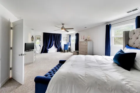 1067 Carpenter Court Elk Grove Village IL 60007
