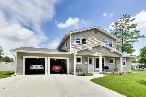 1067 Carpenter Court Elk Grove Village IL 60007