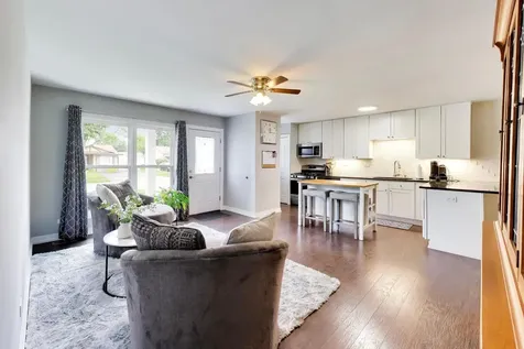 1067 Carpenter Court Elk Grove Village IL 60007