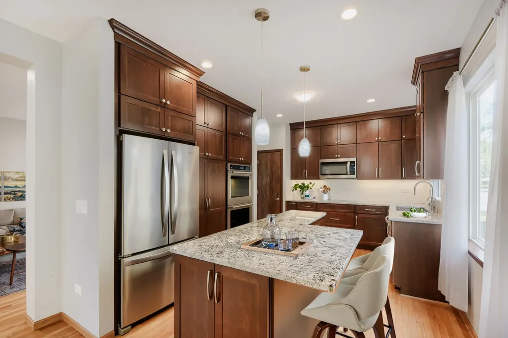 21119 West Walnut Lane Plainfield IL 60544