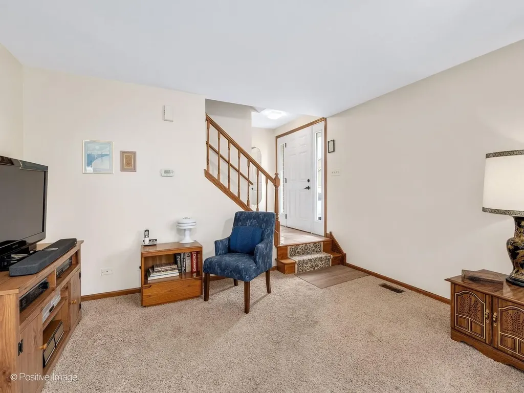 7932 Stewart Drive Darien IL 60561