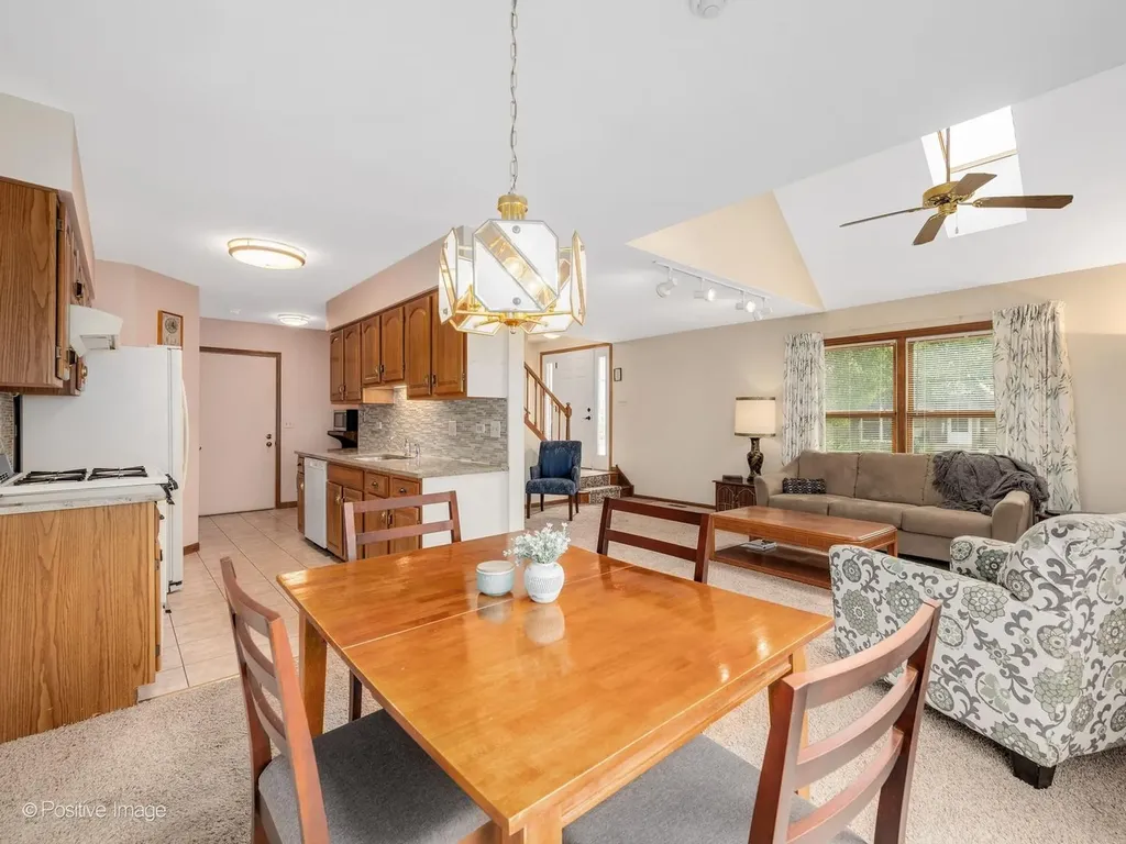 7932 Stewart Drive Darien IL 60561