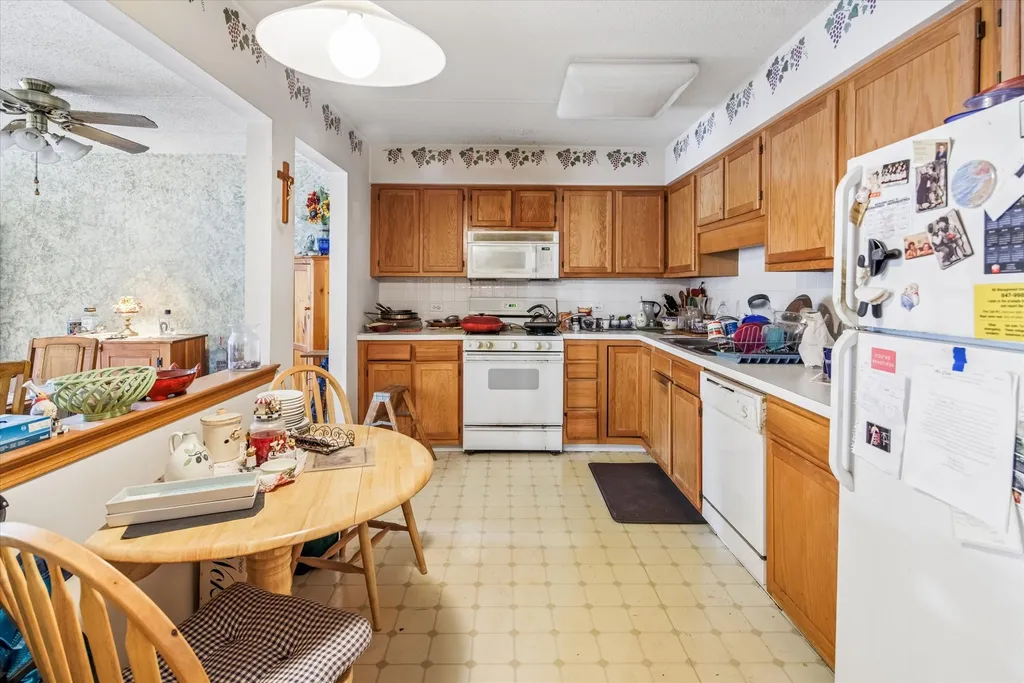 5320 North Lowell Avenue Chicago IL 60630