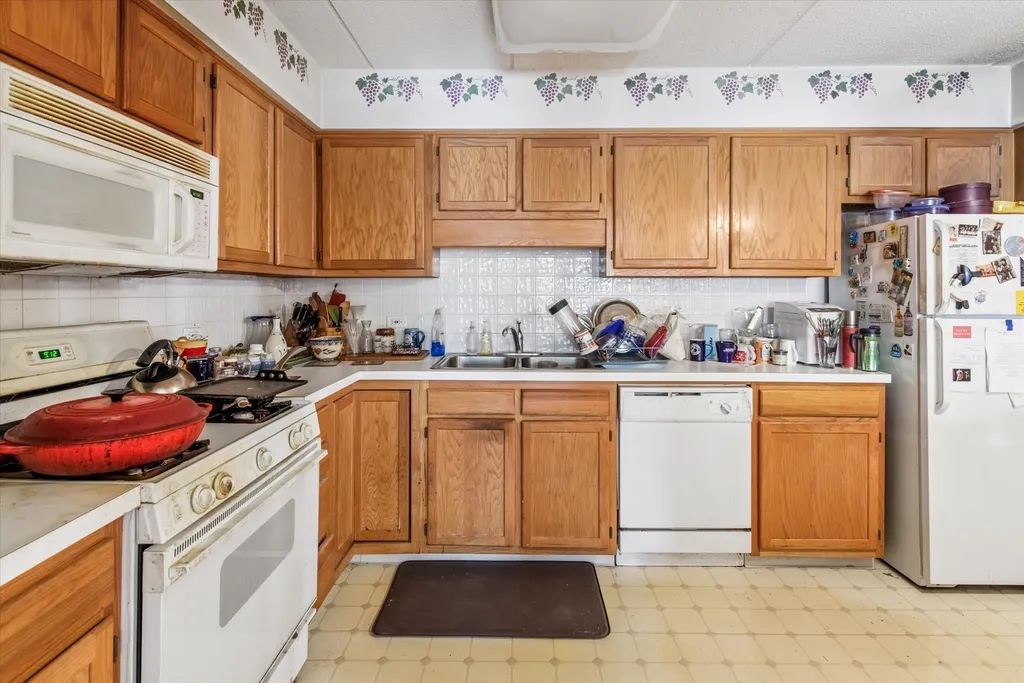 5320 North Lowell Avenue Chicago IL 60630