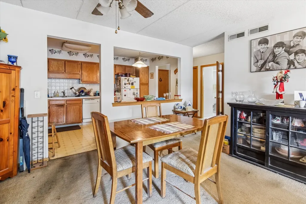 5320 North Lowell Avenue Chicago IL 60630