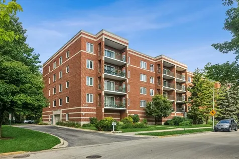 5320 North Lowell Avenue Chicago IL 60630
