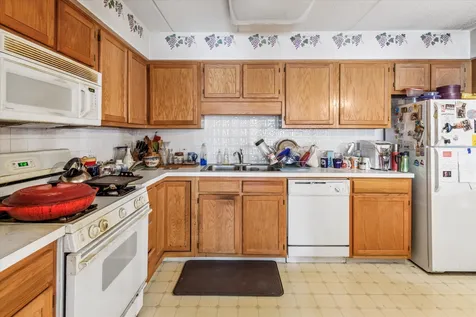 5320 North Lowell Avenue Chicago IL 60630
