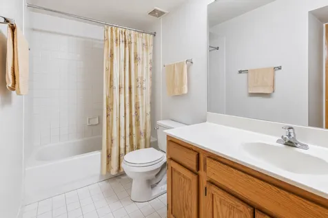 5320 North Lowell Avenue Chicago IL 60630