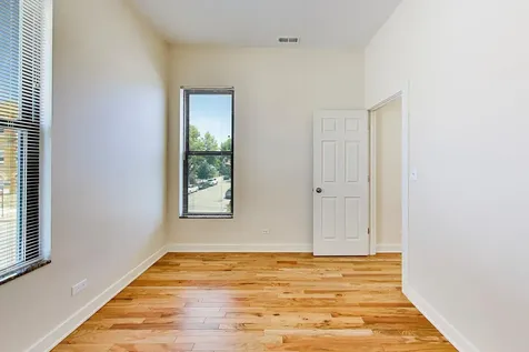 3201 South Normal Avenue Chicago IL 60616