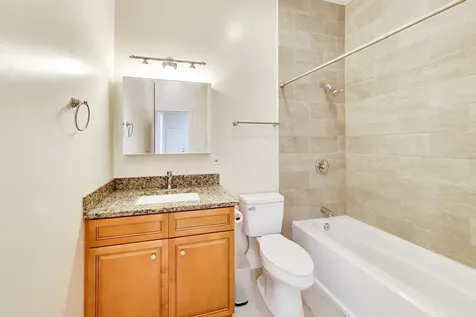 3201 South Normal Avenue Chicago IL 60616