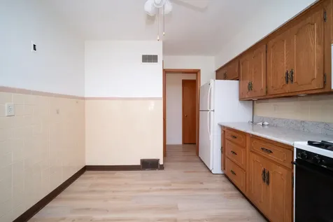 321 North London Avenue Rockford IL 61107