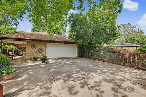 4996 Wick Drive Oak Lawn IL 60453