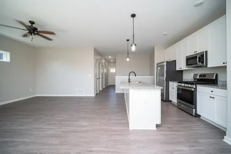 532 Anjali Court Sycamore IL 60178