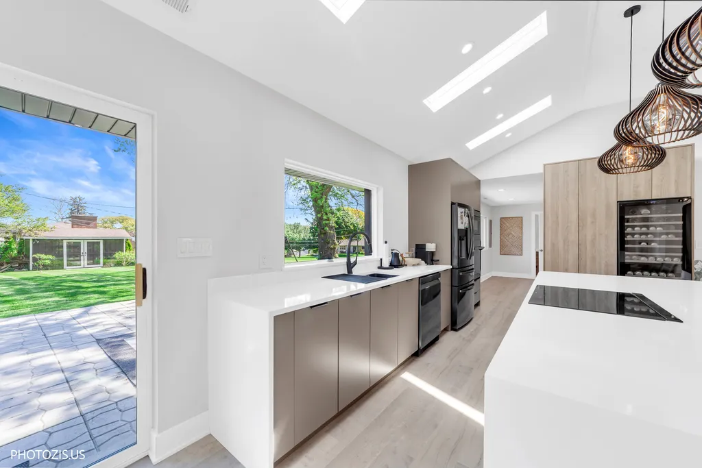 302 Goodridge Terrace Roselle IL 60172