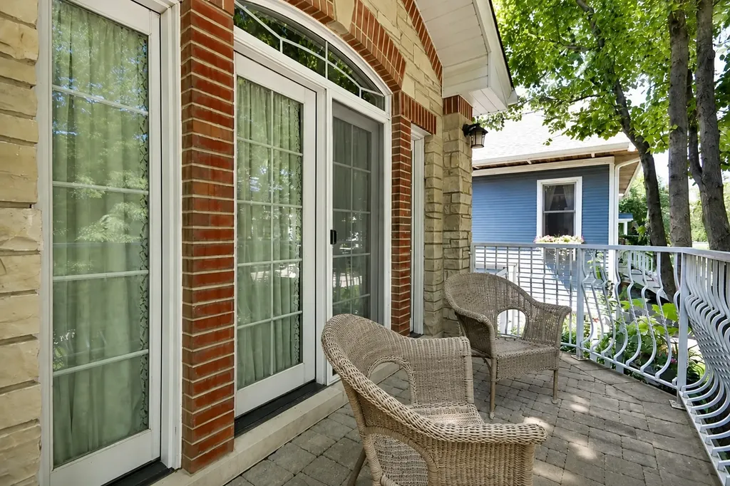 6238 North Neva Avenue Chicago IL 60631