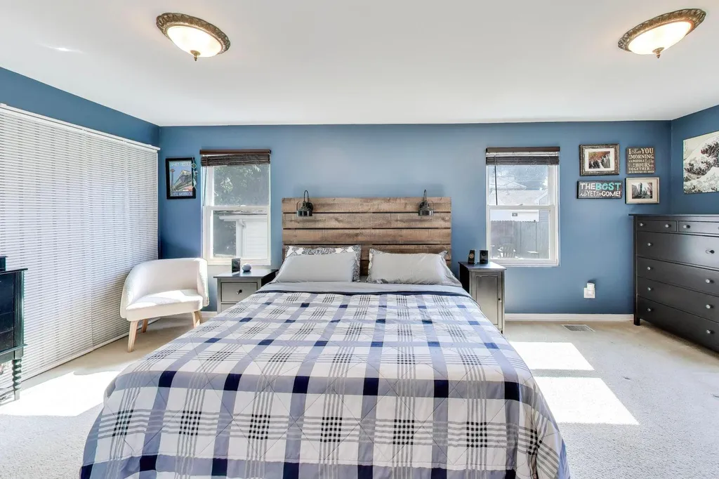 3221 North Plainfield Avenue Chicago IL 60634