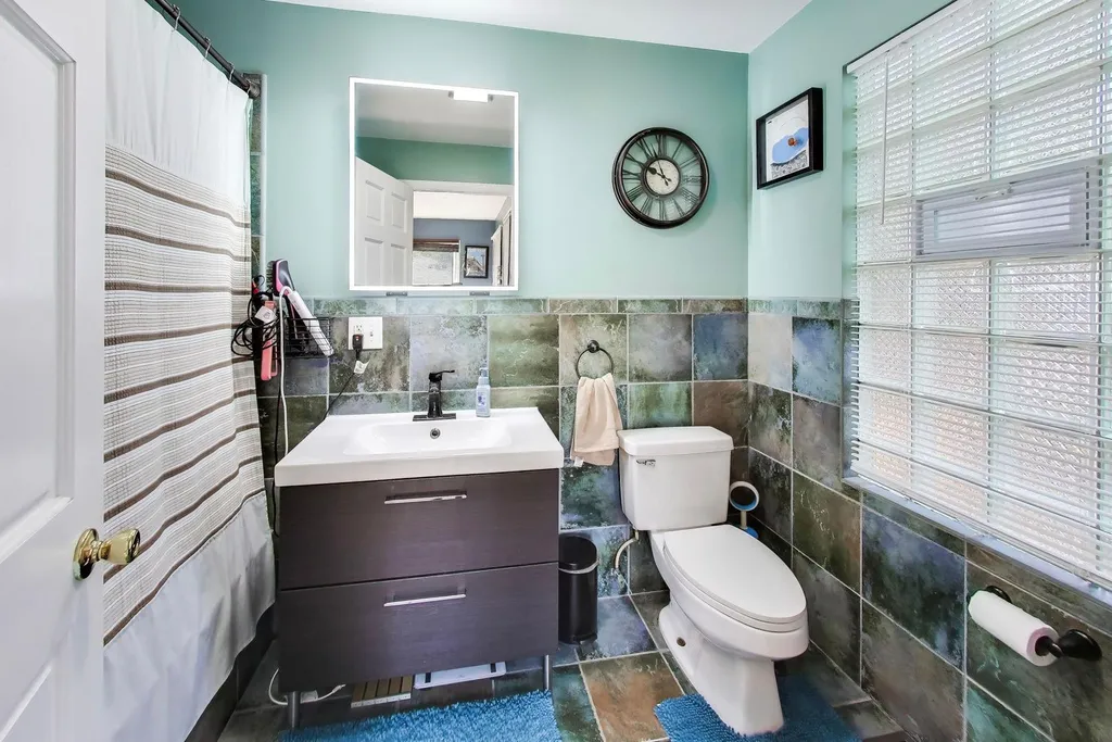 3221 North Plainfield Avenue Chicago IL 60634