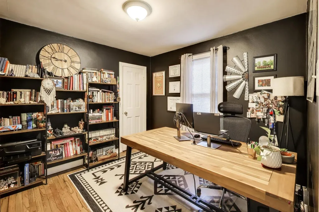 3221 North Plainfield Avenue Chicago IL 60634
