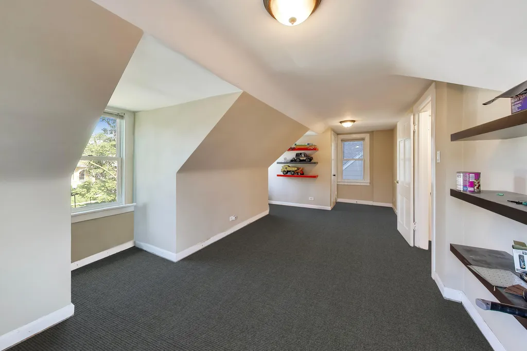 3221 North Plainfield Avenue Chicago IL 60634