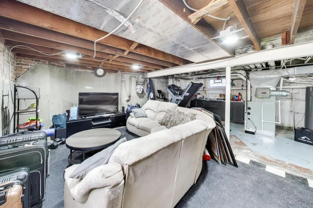 3221 North Plainfield Avenue Chicago IL 60634